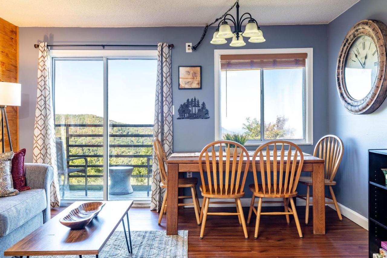 Wow Views!!-Mountain Escape-Outdoor Pool-Close To Downtown-Wifi-Cable-Private Balcony 蓋特林堡 外观 照片